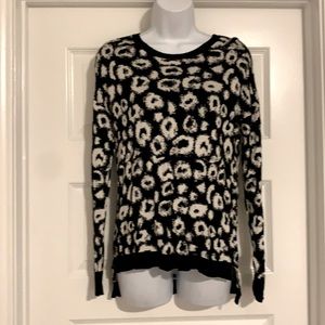 Black and white long sleeve